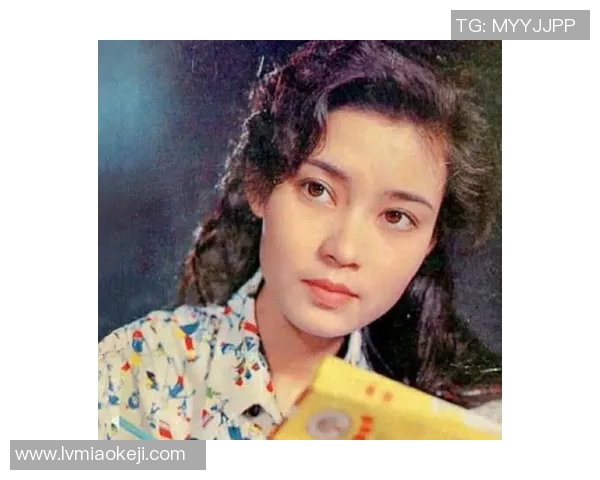 回顾足球辉煌岁月众多明星老照片带你重温经典瞬间