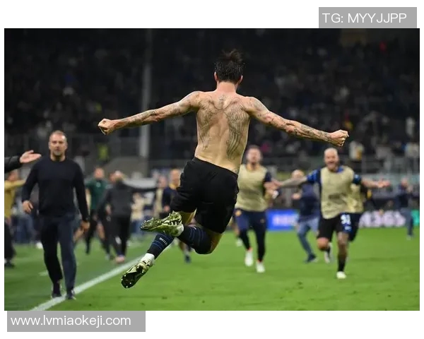 足球明星小腿纹身的独特故事与背后意义解析 足球明星小腿纹身的独特故事与背后意义解析