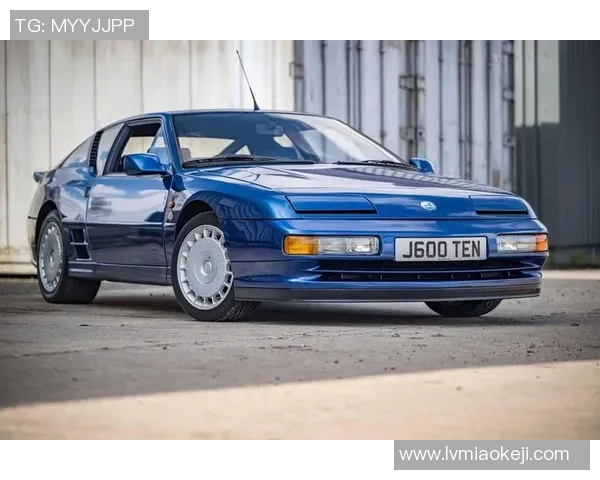 足球明星拜恩斯的传奇之路与辉煌成就全景回顾 足球明星拜恩斯的传奇之路与辉煌成就全景回顾